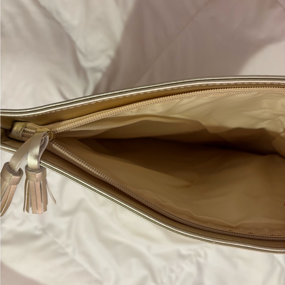 Gold Bag - Picture 2 of 3